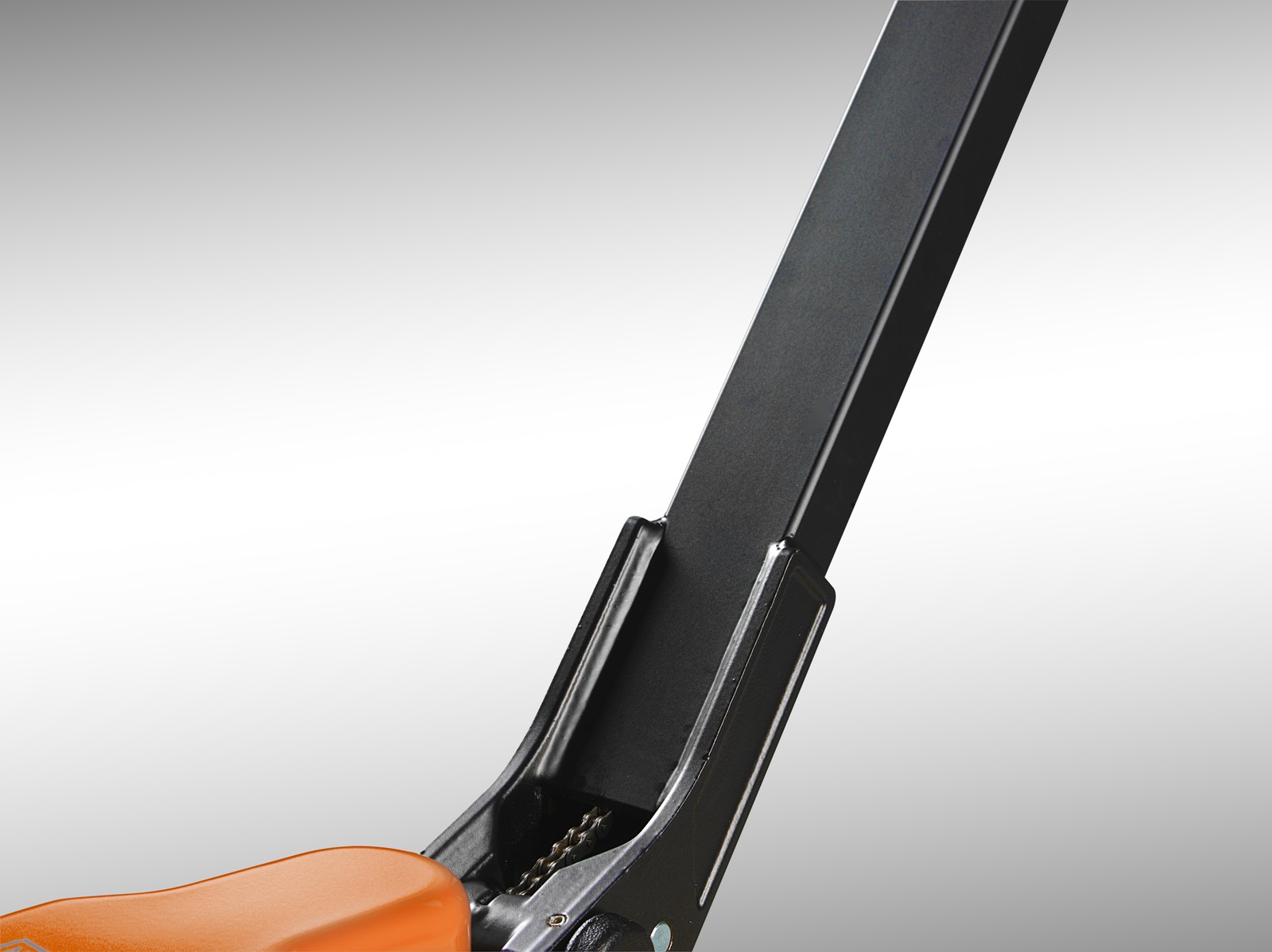 bt-lifter-lhm230-tow-bar_LO_13212
